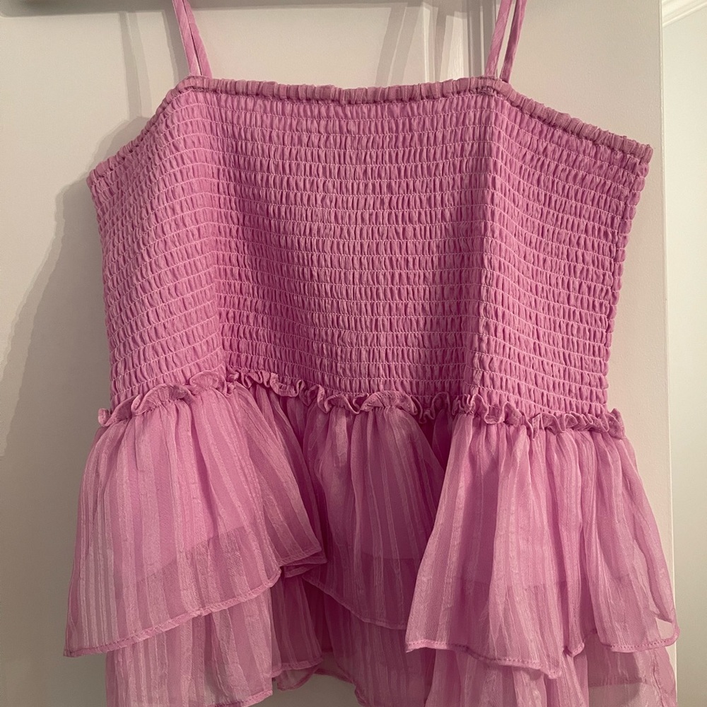 Never worn, tags still on it